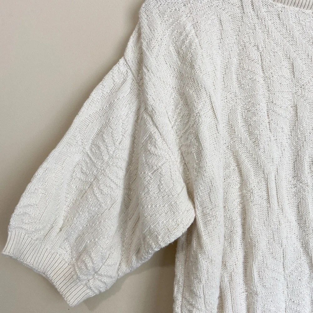 Oversized Vintage Liz Baker Essentials Ivory Textured Knit Top